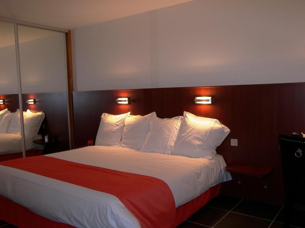 Hostellerie Del Matin Calme Montverdun Екстериор снимка